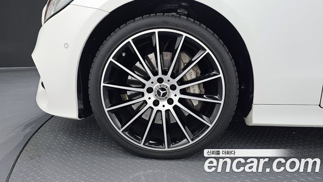 Mercedes-Benz E-Class E450 4MATIC Coupe