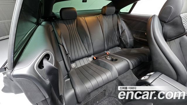 Mercedes-Benz E-Class E450 4MATIC Coupe
