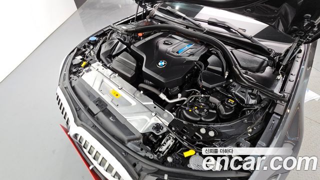 BMW 3-Series 330e Luxury