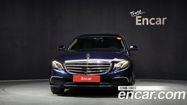 Mercedes-Benz E-Class E400 4MATIC Exclusive