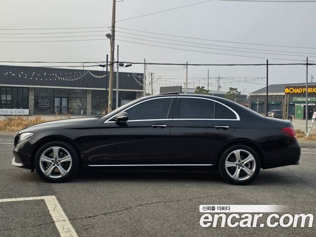 Mercedes-Benz E-Class E220d Avantgarde