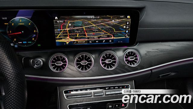 Mercedes-Benz E-Class E300d 4MATIC Coupe