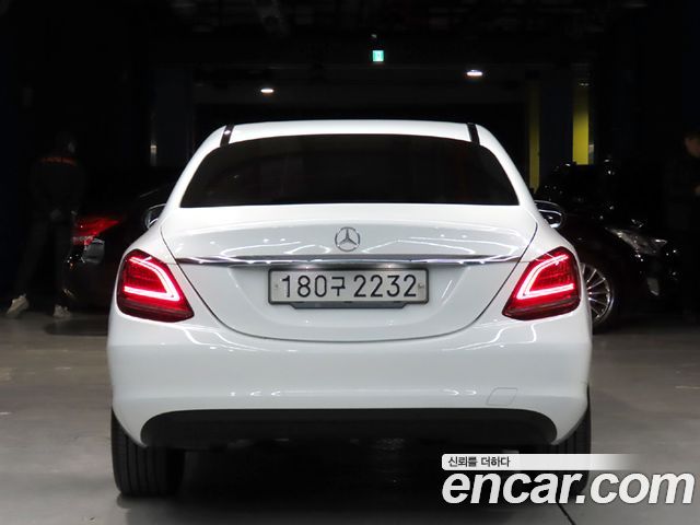 Mercedes-Benz C-Class C200