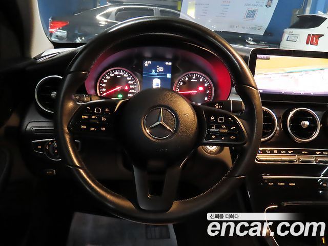 Mercedes-Benz C-Class C200