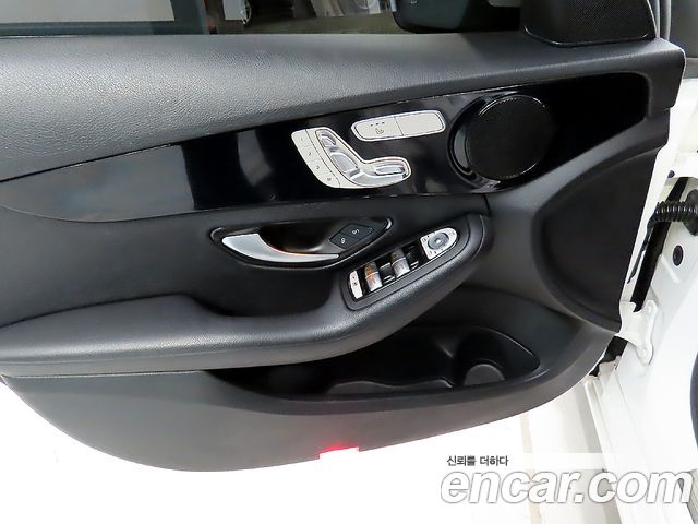 Mercedes-Benz C-Class C200