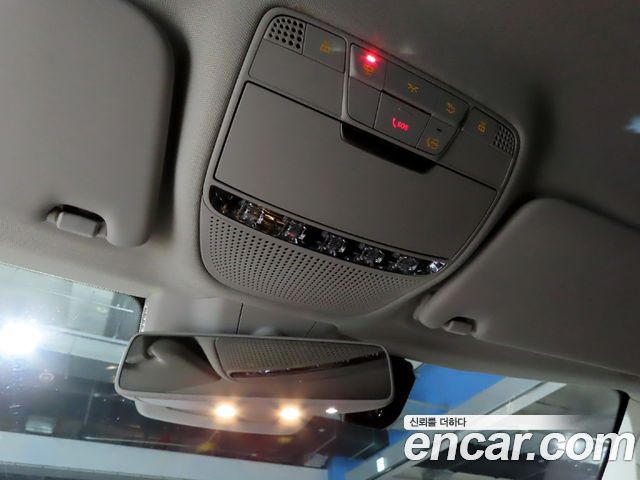 Mercedes-Benz C-Class C200