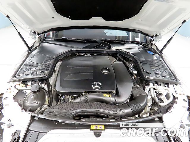 Mercedes-Benz C-Class C200