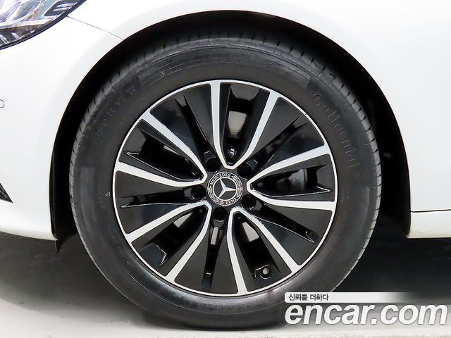 Mercedes-Benz C-Class C200