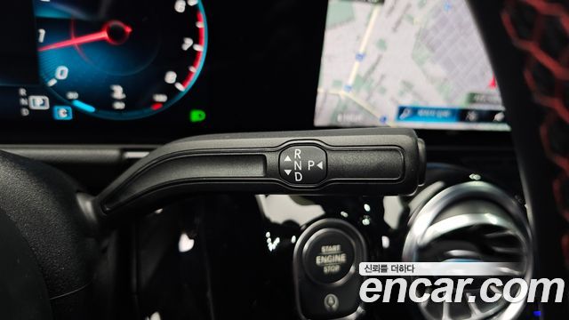 Mercedes-Benz GLA-Class GLA250 4MATIC