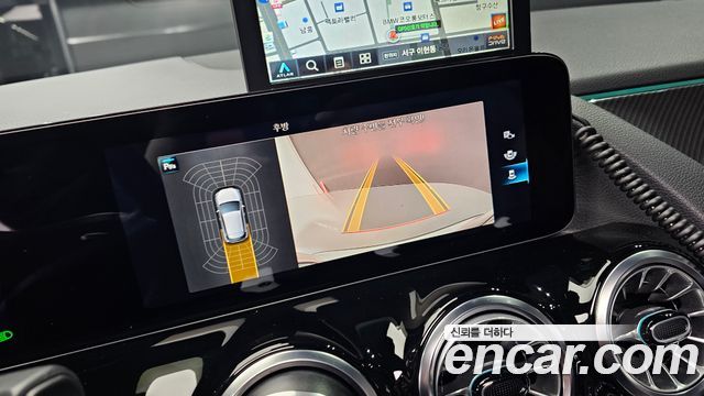 Mercedes-Benz GLA-Class GLA250 4MATIC