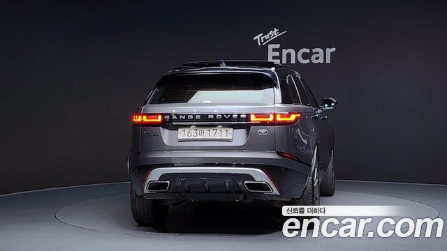 Land Rover Range Rover Velar 3.0 D300 R-Dynamic HSE