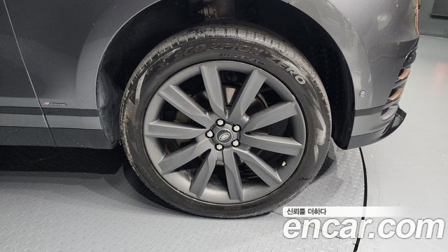 Land Rover Range Rover Velar 3.0 D300 R-Dynamic HSE
