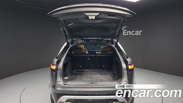 Land Rover Range Rover Velar 3.0 D300 R-Dynamic HSE