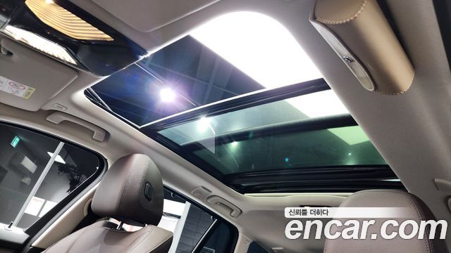 BMW 3-Series 320i Touring Luxury