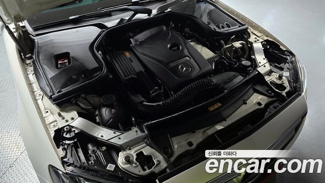 Mercedes-Benz E-Class E300 Avantgarde