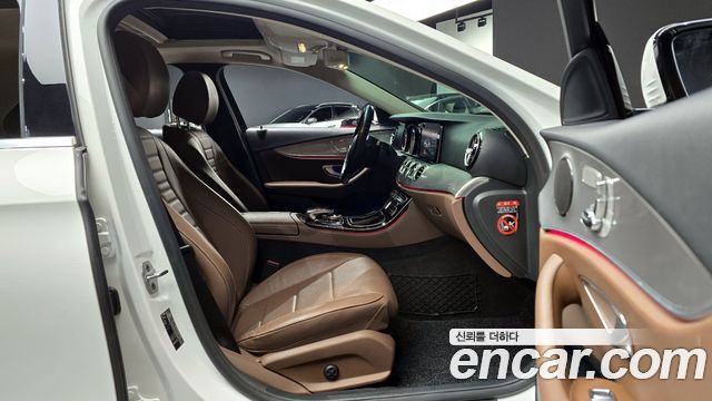 Mercedes-Benz E-Class E300 Avantgarde