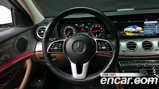 Mercedes-Benz E-Class E300 Avantgarde