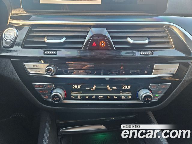BMW 5-Series 530i Luxury