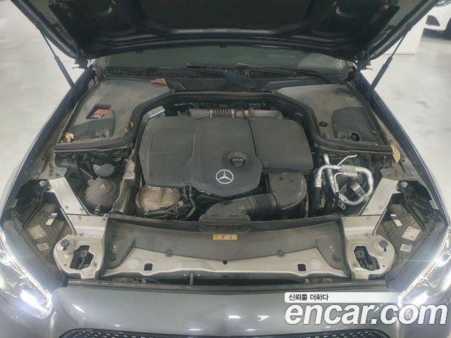 Mercedes-Benz E-Class E220d 4MATIC AMG Line