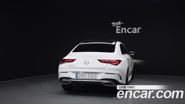Mercedes-Benz CLA-Class CLA250 4MATIC