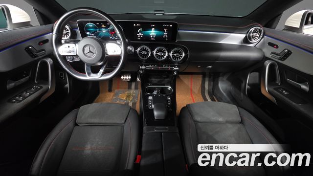 Mercedes-Benz CLA-Class CLA250 4MATIC