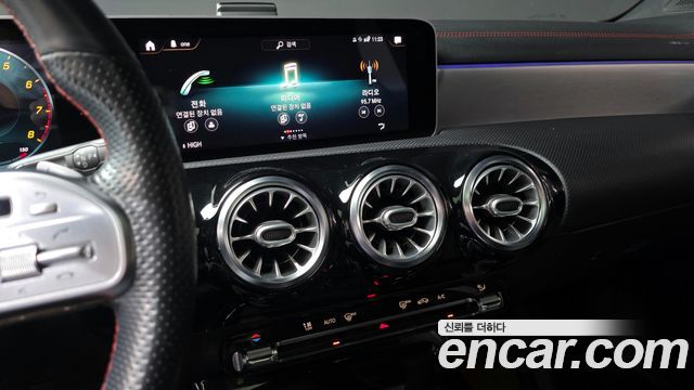 Mercedes-Benz CLA-Class CLA250 4MATIC