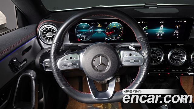 Mercedes-Benz CLA-Class CLA250 4MATIC