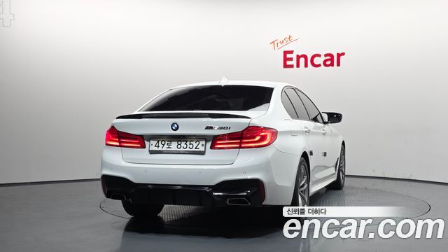 BMW 5-Series 530i M Sport Package Plus