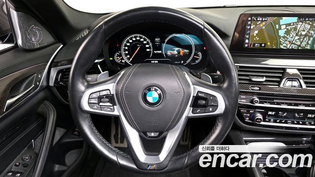 BMW 5-Series 530i M Sport Package Plus