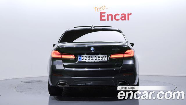 BMW 5-Series 520i M Sport
