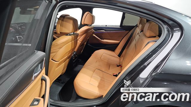 BMW 5-Series 520i M Sport