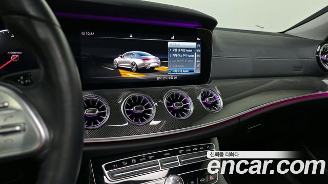 Mercedes-Benz CLS-Class CLS300d AMG Line