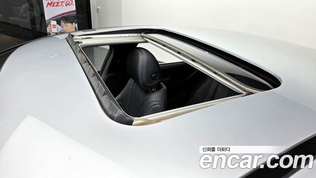 Mercedes-Benz CLS-Class CLS300d AMG Line