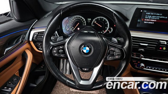 BMW 5-Series 520d xDrive M Sport Package Plus