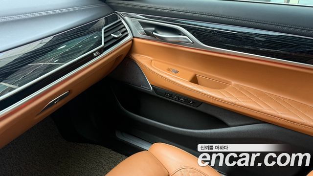 BMW 7-Series 740Li xDrive M Sport Package