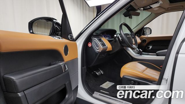 Land Rover Range Rover Sport 3.0 SDV6 HSE Dynamic