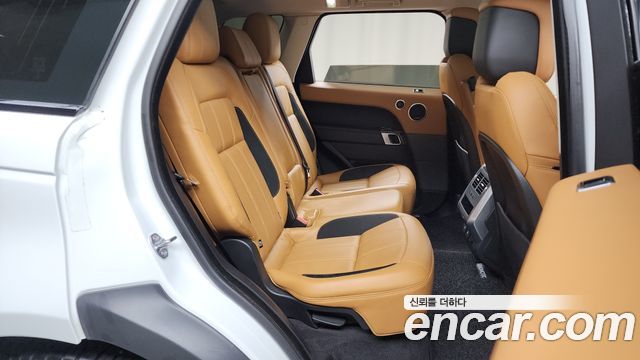 Land Rover Range Rover Sport 3.0 SDV6 HSE Dynamic