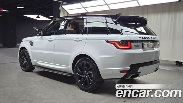 Land Rover Range Rover Sport 3.0 SDV6 HSE Dynamic