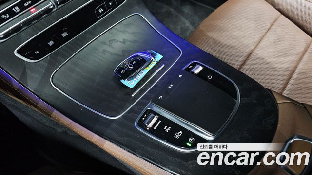 Mercedes-Benz E-Class E250 AMG Line