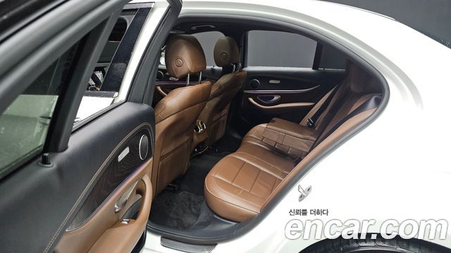 Mercedes-Benz E-Class E250 AMG Line