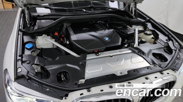 BMW X3 xDrive 20i M sports Online Exclusive Edition