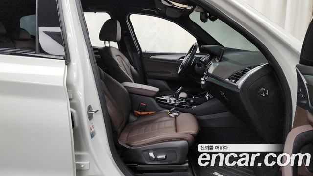 BMW X3 xDrive 20i M sports Online Exclusive Edition