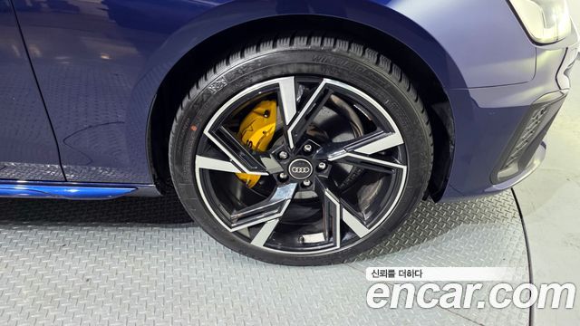 Audi A4 40 TFSI Premium