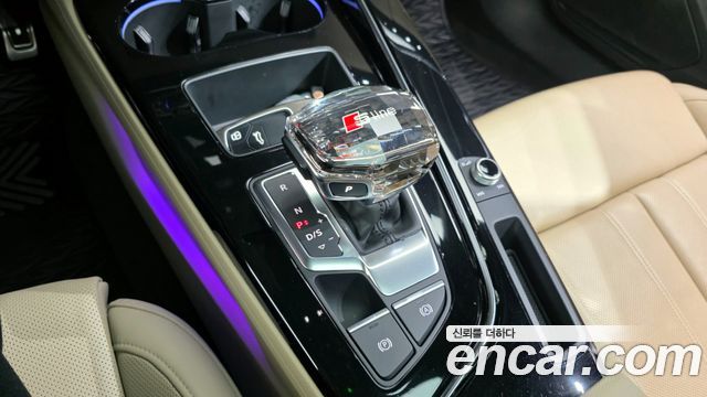Audi A4 40 TFSI Premium