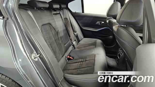 BMW 3-Series 320i M Sport