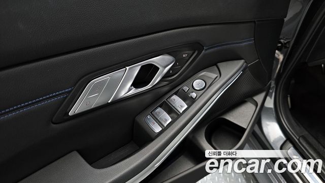 BMW 3-Series 320i M Sport