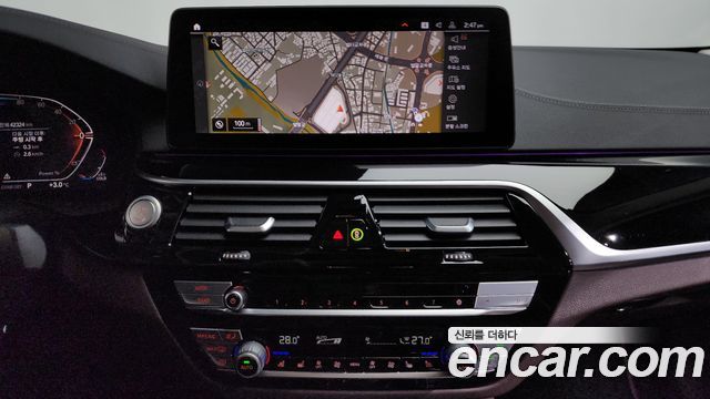 BMW 5-Series 523d Luxury