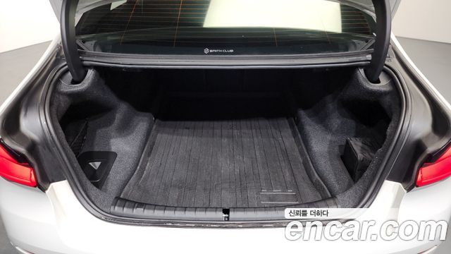 BMW 5-Series 523d Luxury
