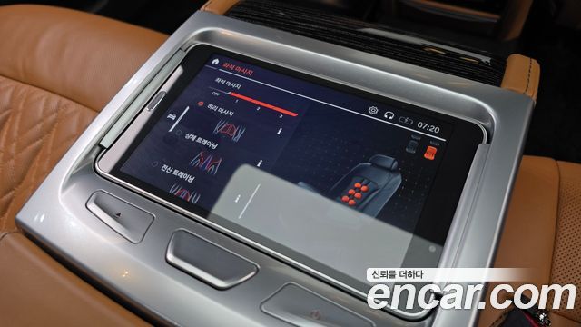 BMW 7-Series 740Li xDrive M Sport Package