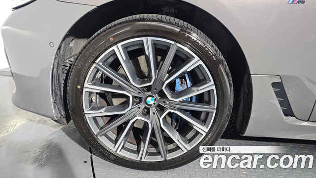 BMW Gran Turismo 630i xDrive World Premiere Edition